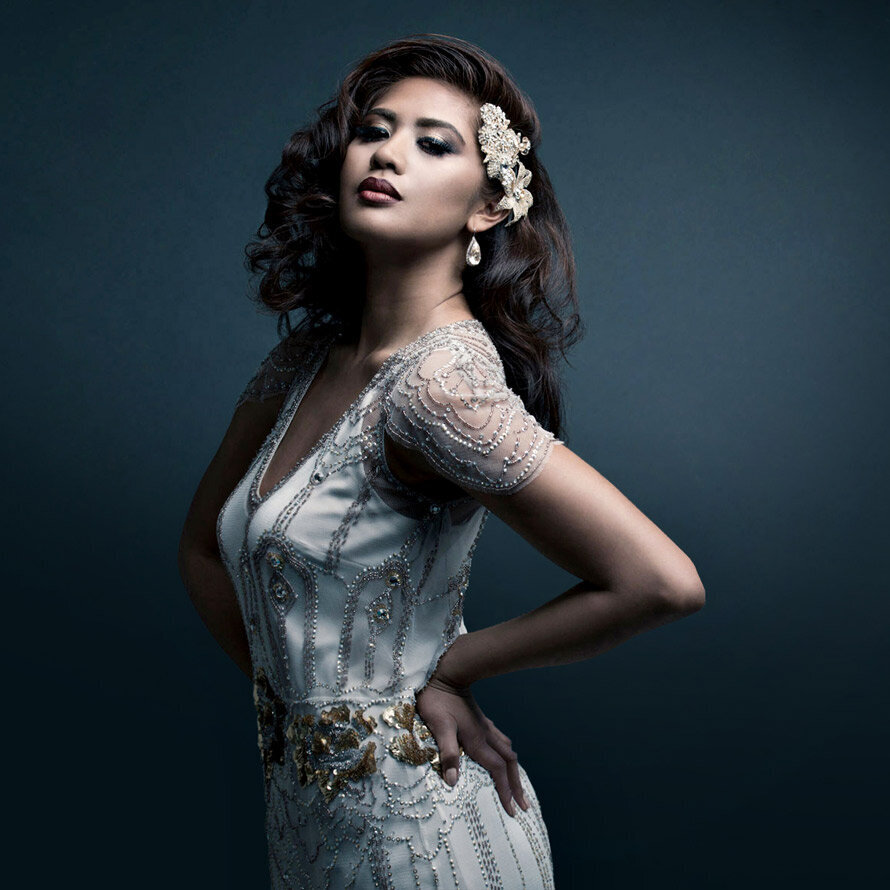 jenny-packham-gown-elsa-corsi-jewellery