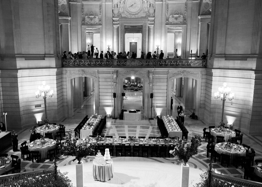 Lauren+Alex_sf_city_hall_096