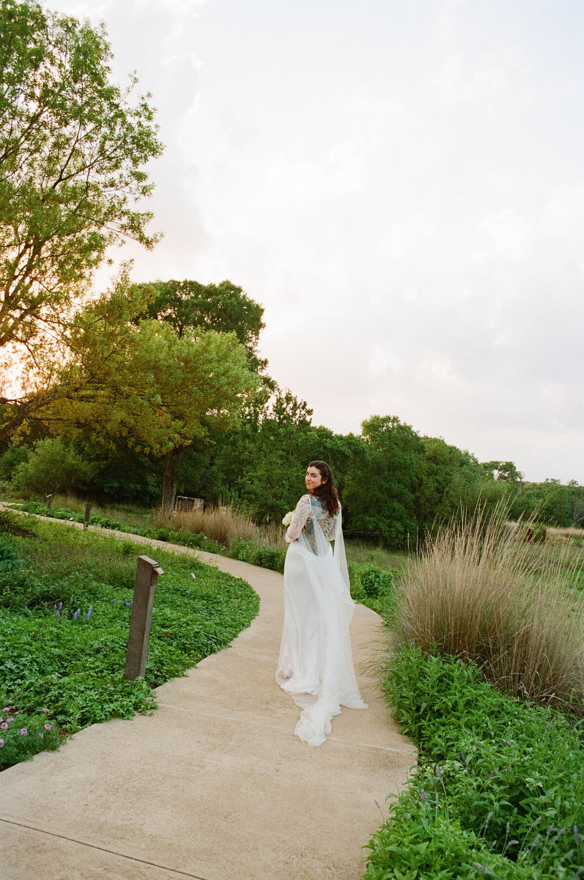 Esme&JacobWeddingPhotos_Previews_AustinWeddingPhotographer_HereafterFilms-75
