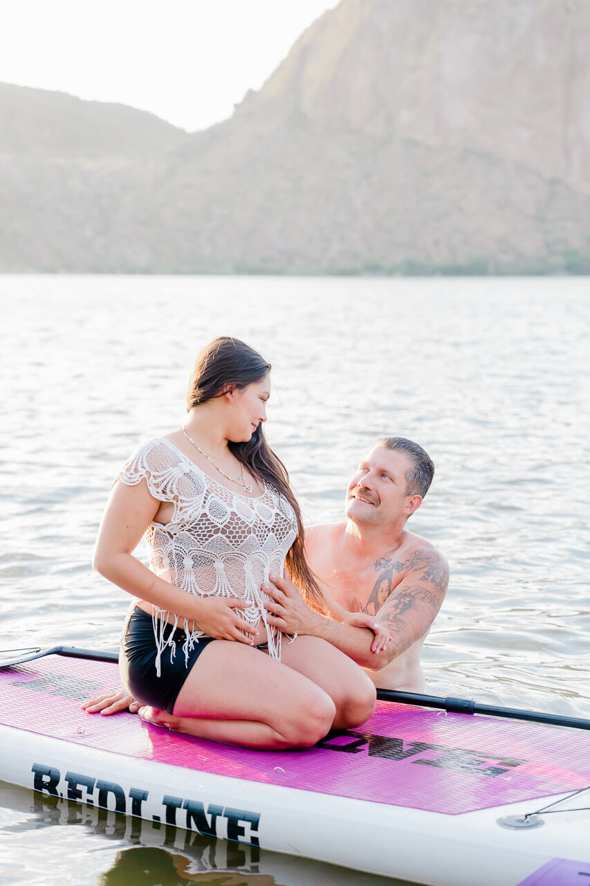 Gilbert-Arizona-Couples-photographer-makayla-gabrielle-23