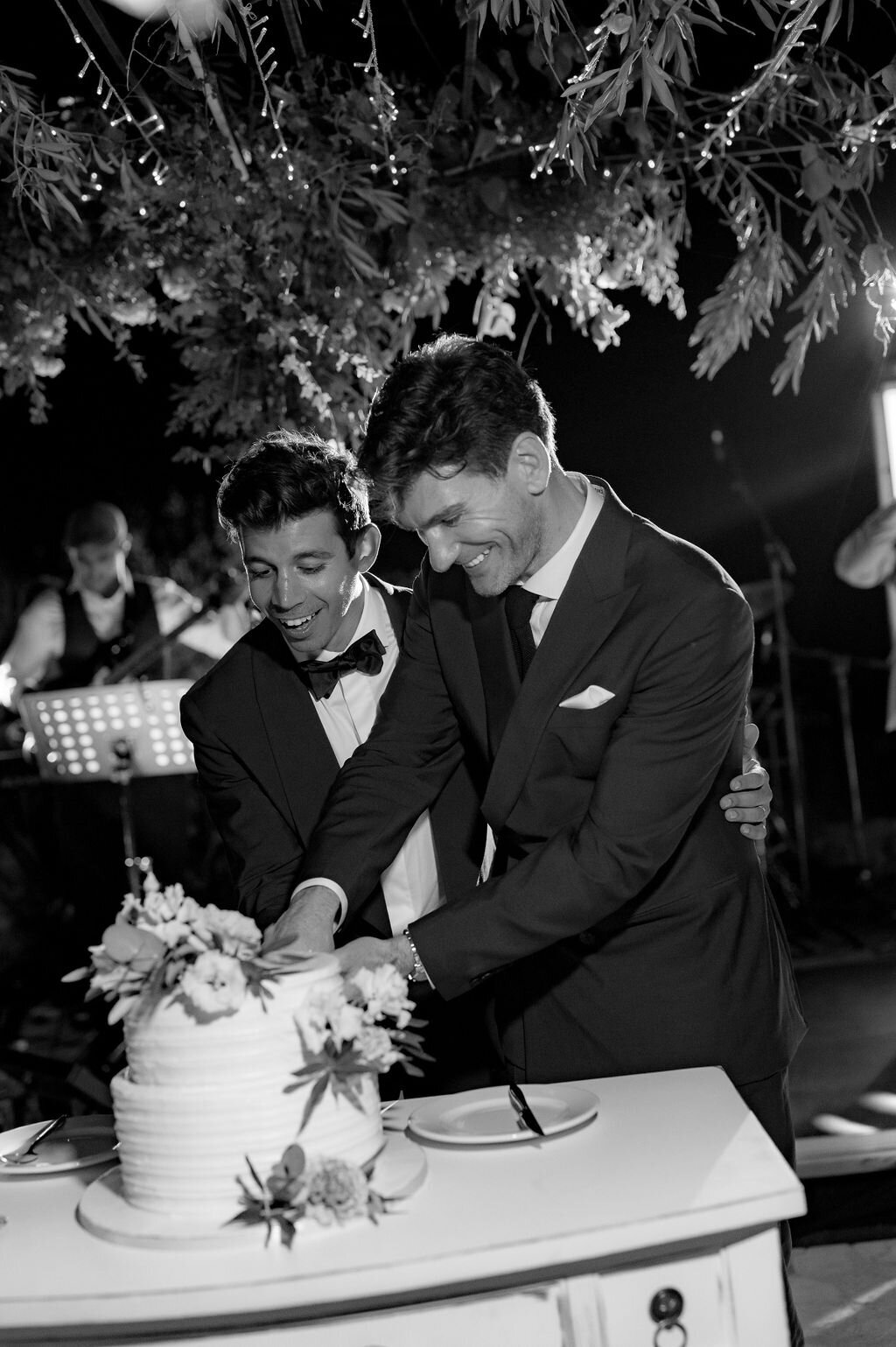 Dancing_AnthonyEoin_Greece_CaitlinJoyce_Photo-212