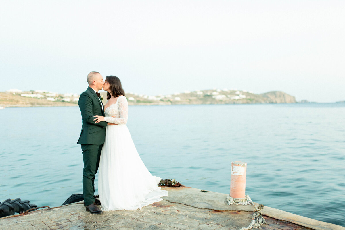 Destination-Wedding-Photographer-Mykonos-JCP_4299
