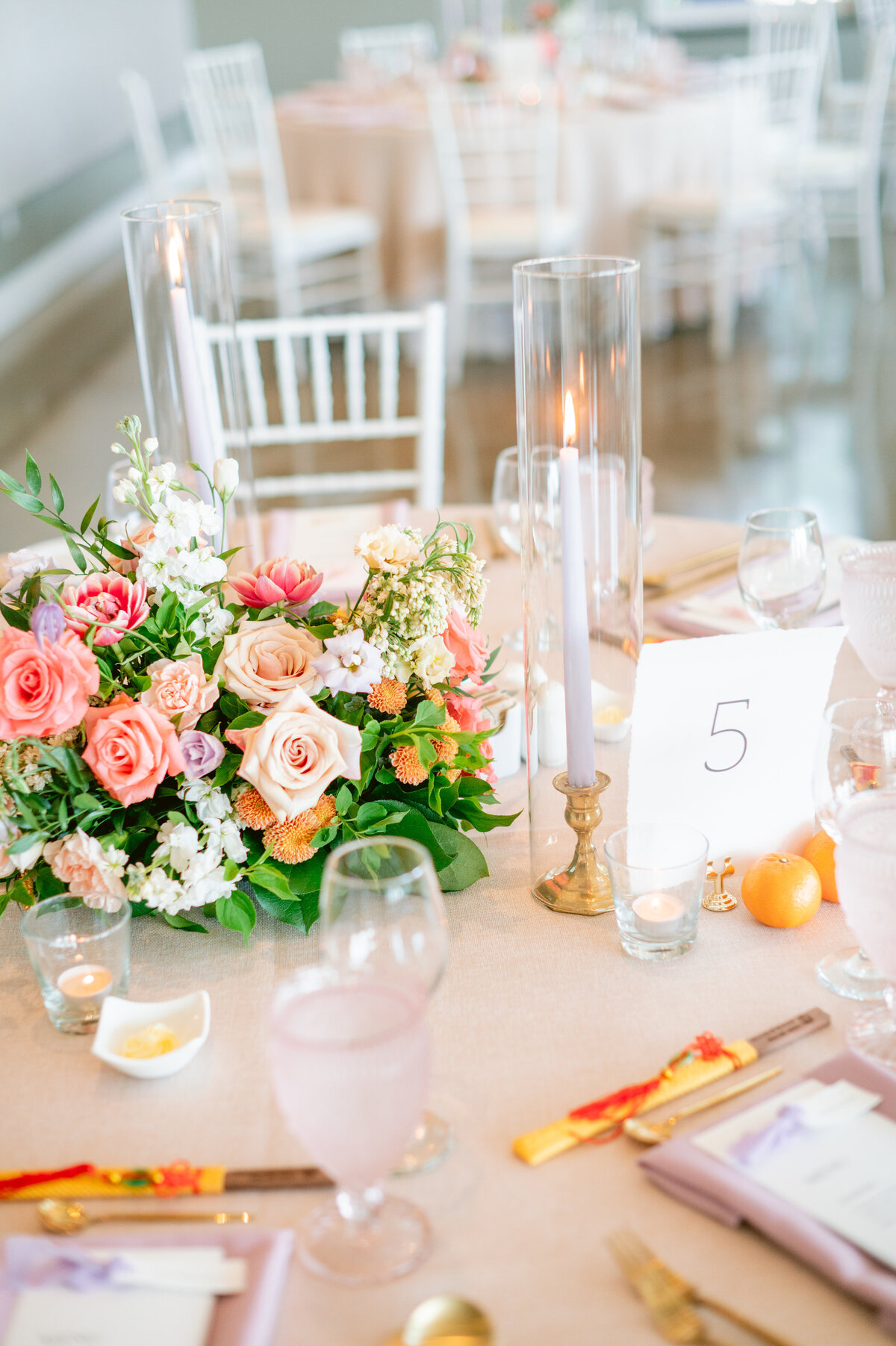 Le Belvedere-Bright-Spring-Floral-Wedding-Photography-by-Emma 48