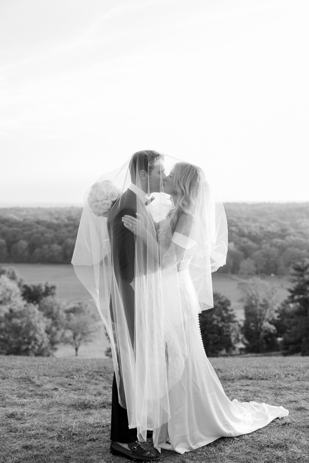 Lyra_Cullen_Wedding_Sneak_Peeks-64