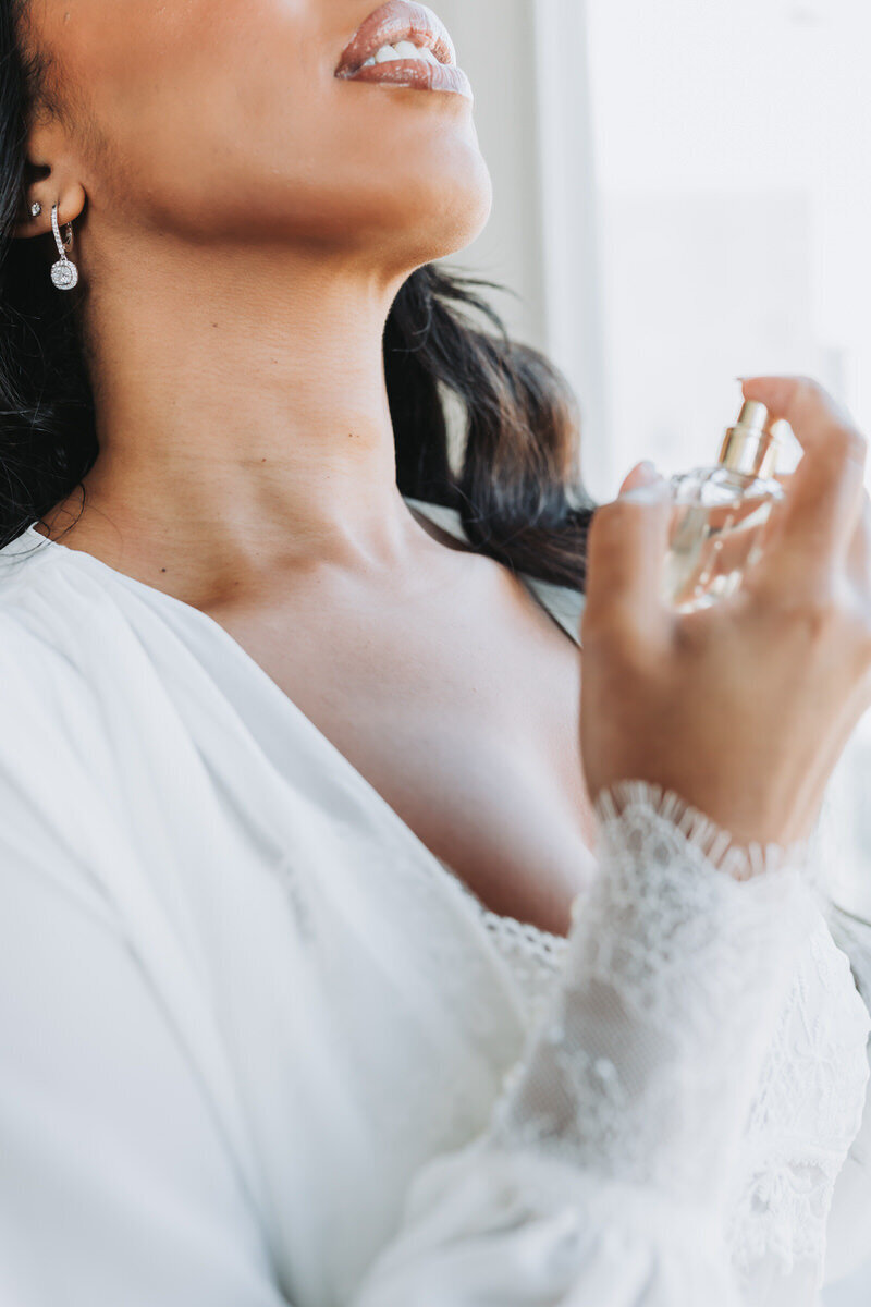 Historic-dekalb-courthouse-wedding-bride-ready_13