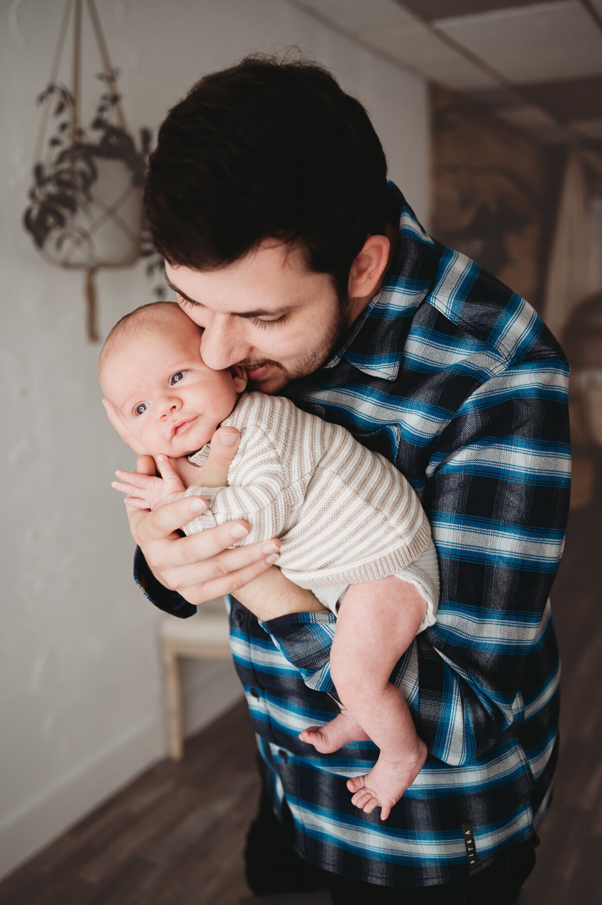 bismarck-studio-newborn-garland-54