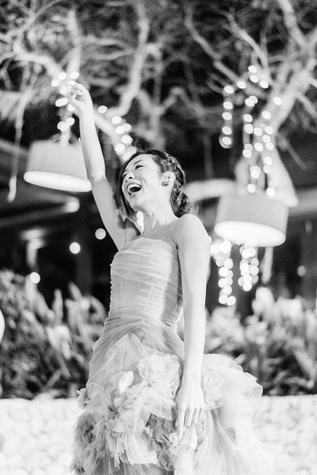 VIVIENANDALAN_SALLYPINERA_CALLMEMADAME_BALIWEDDING_SUNDAYBEACHCLUB-364