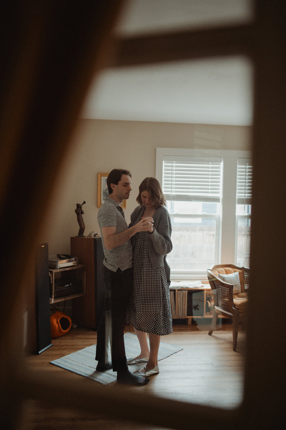 cozy-spring-des-moines-iowa-engagement03