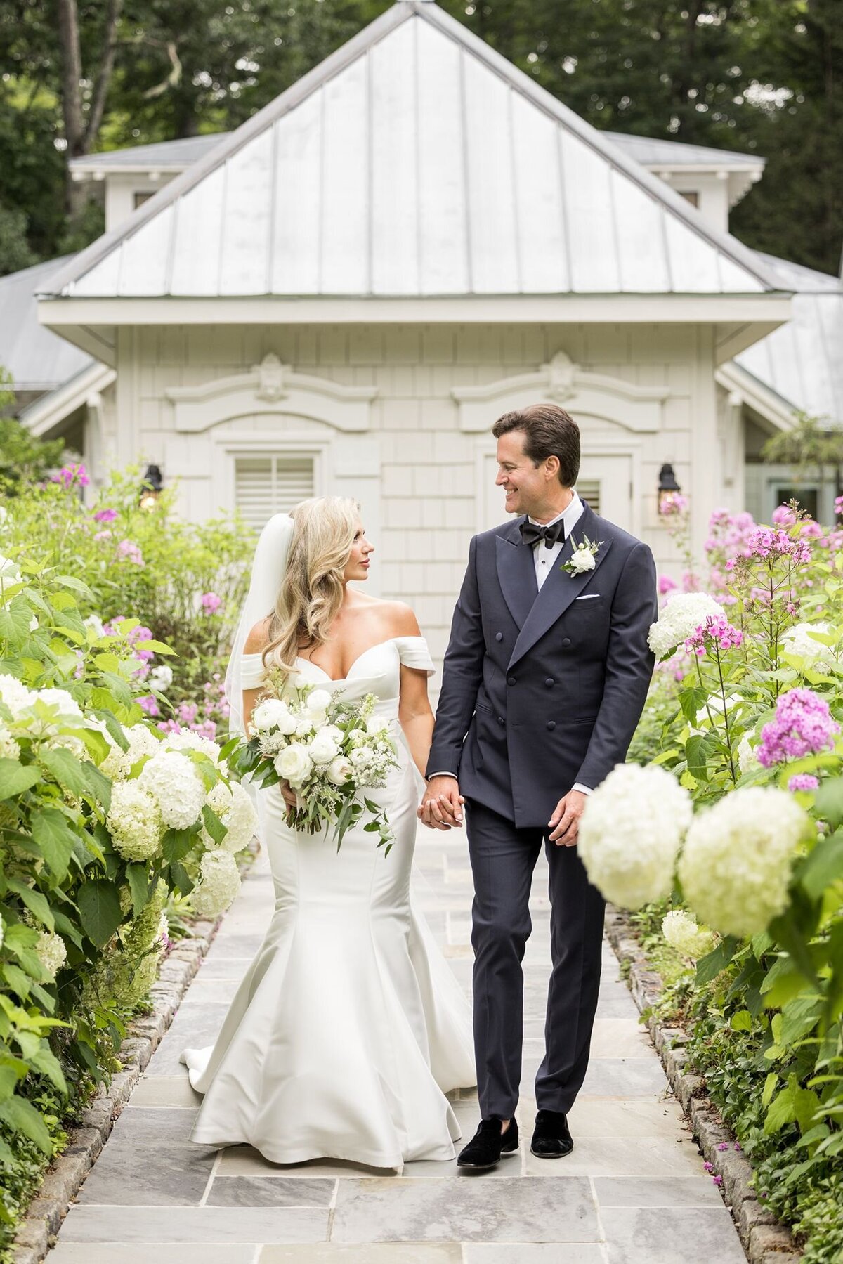 Wedding-at-Farm-at-Old-Edwards-Highlands-North-Carolina-0407