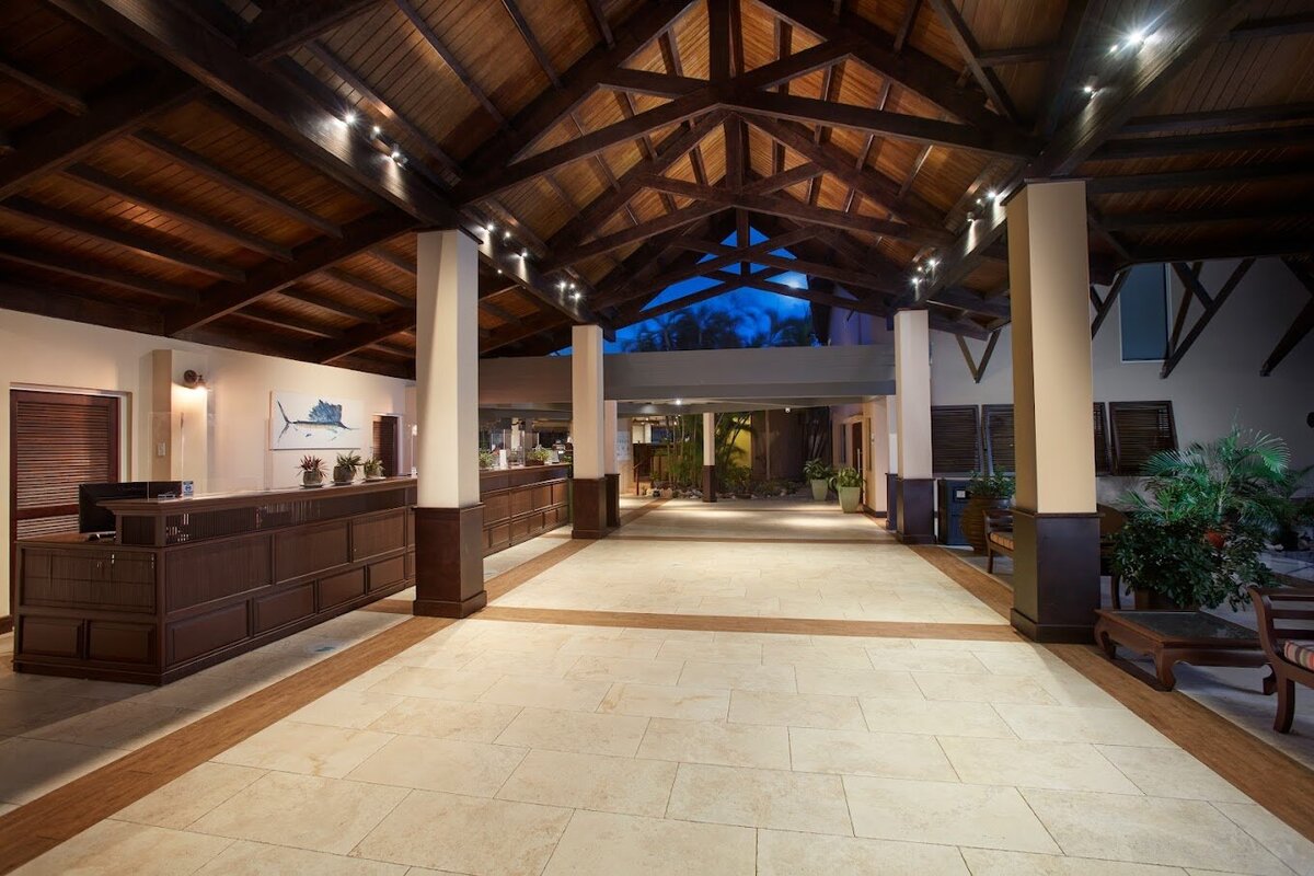 Manchebo Beach Resort & Spa - Lobby