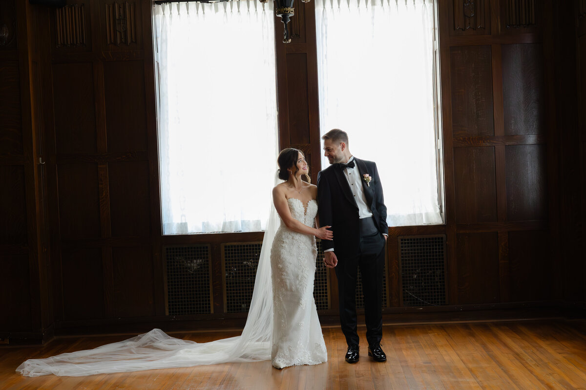 luxury hotel kansas city wedding -32