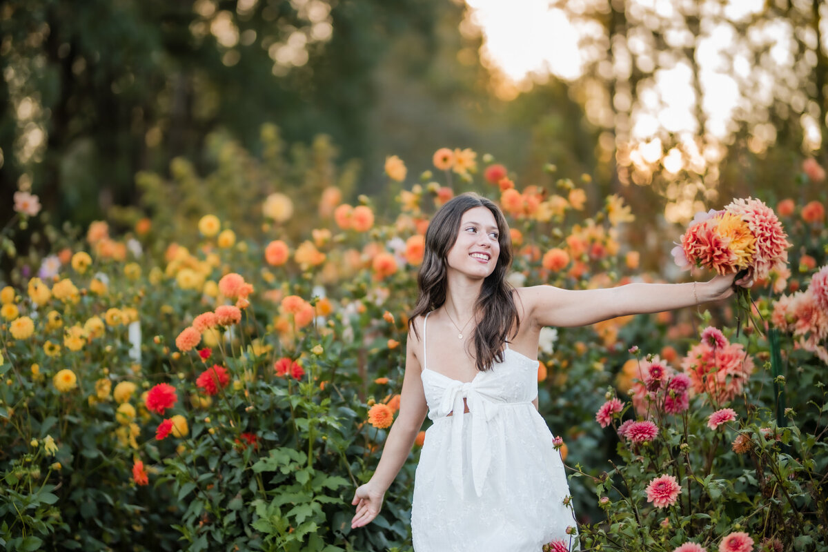 Seattle Senior Photographer | Heleyna Holmes Photography