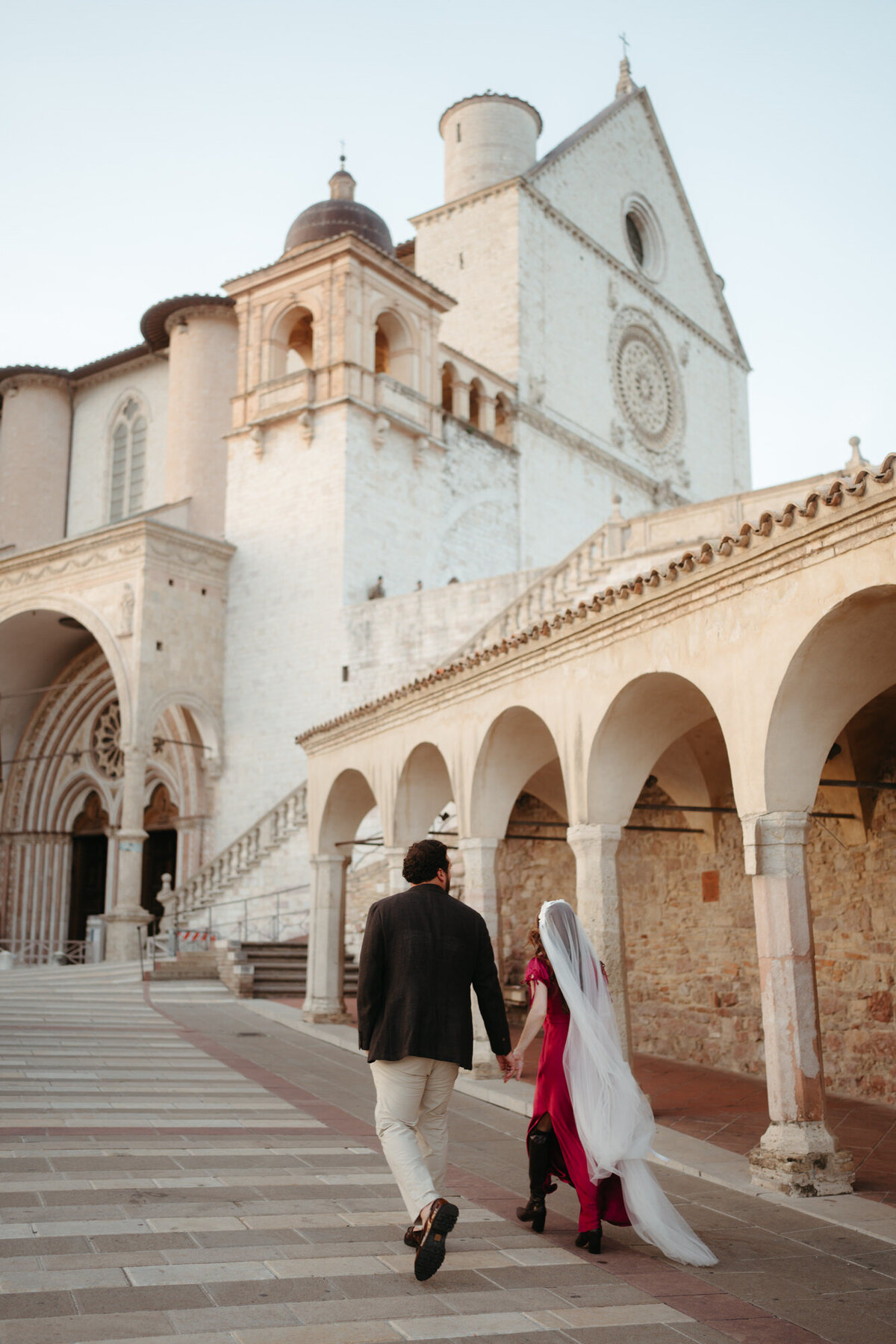 the_chaffins_international_destination_wedding_elopement_photographers_sammie_chaffin_micah_editorial_adventure_photos_travel_tuscany_italy_42