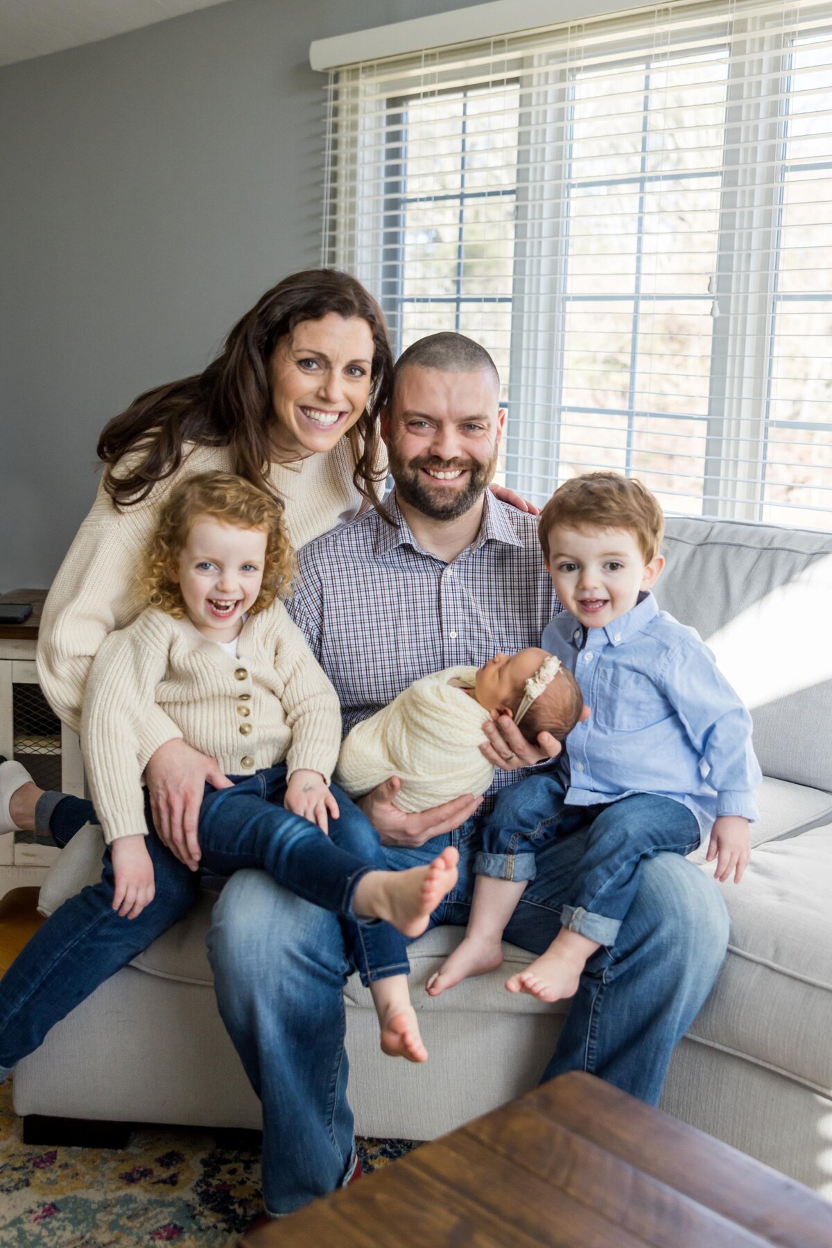lifestyle at home session with family and new baby