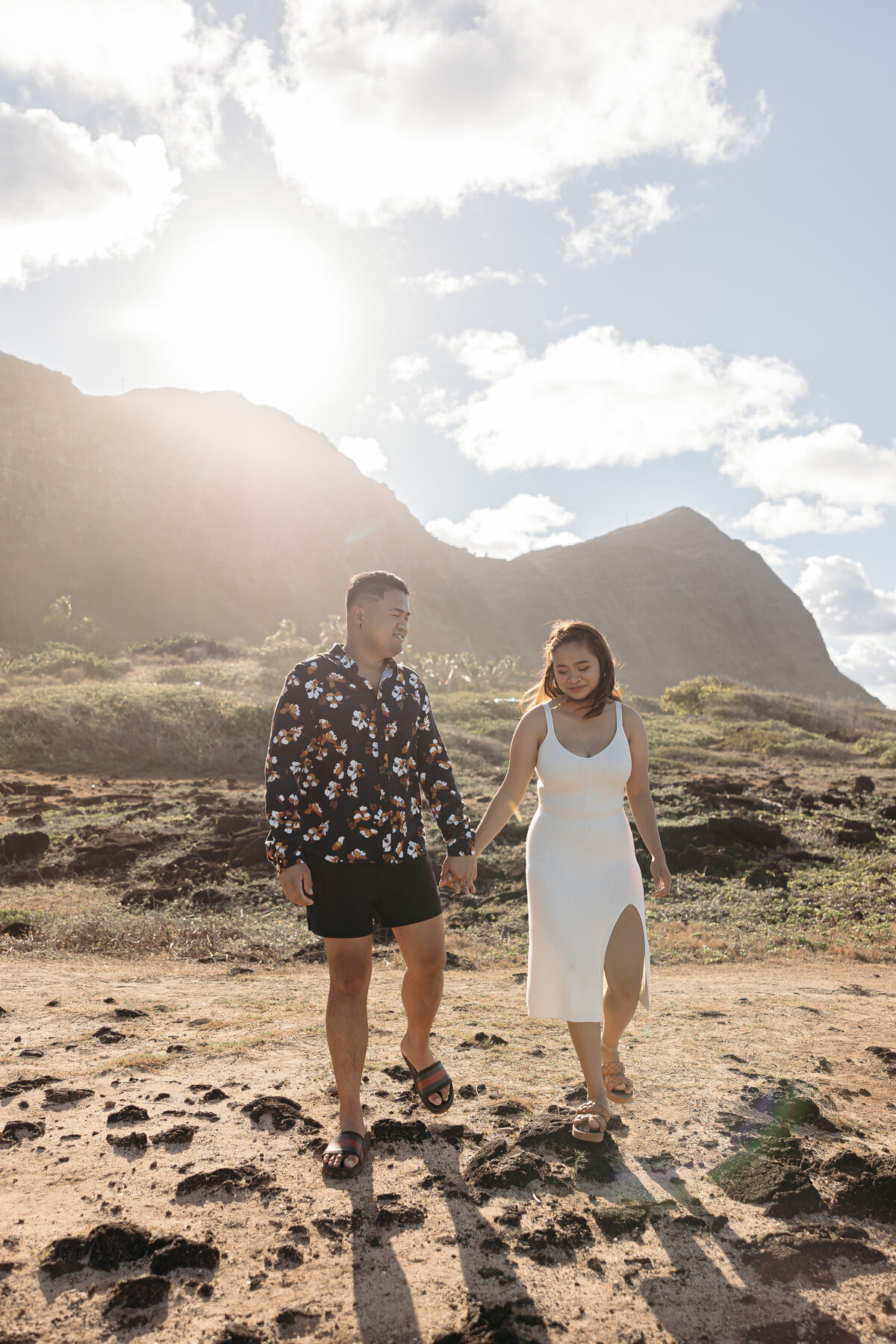 makapuu-beach-couple-portraits-23