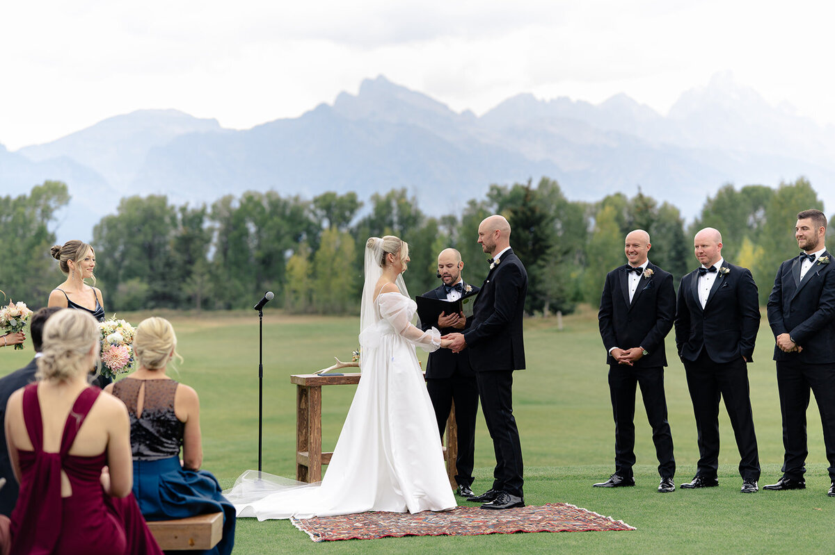 Jackson-Hole-Golf-And-Tennis-Wedding-Fall- JK-Foxtails-Photography-046