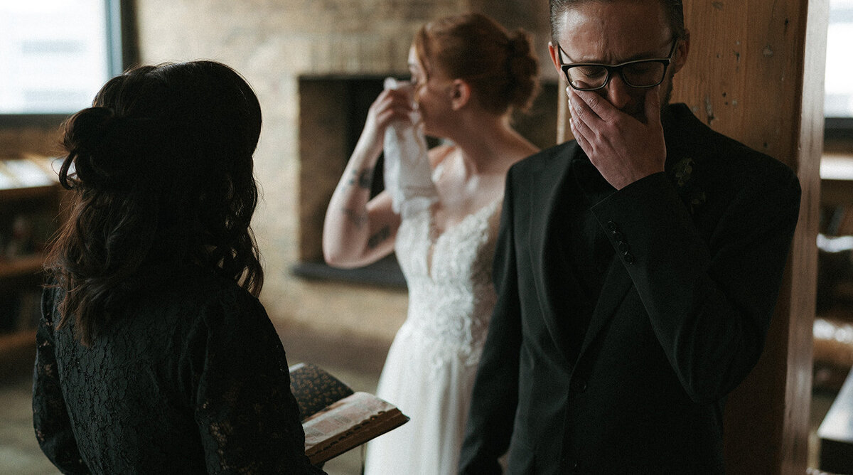 Documentary Wedding Photographer Milwaukee