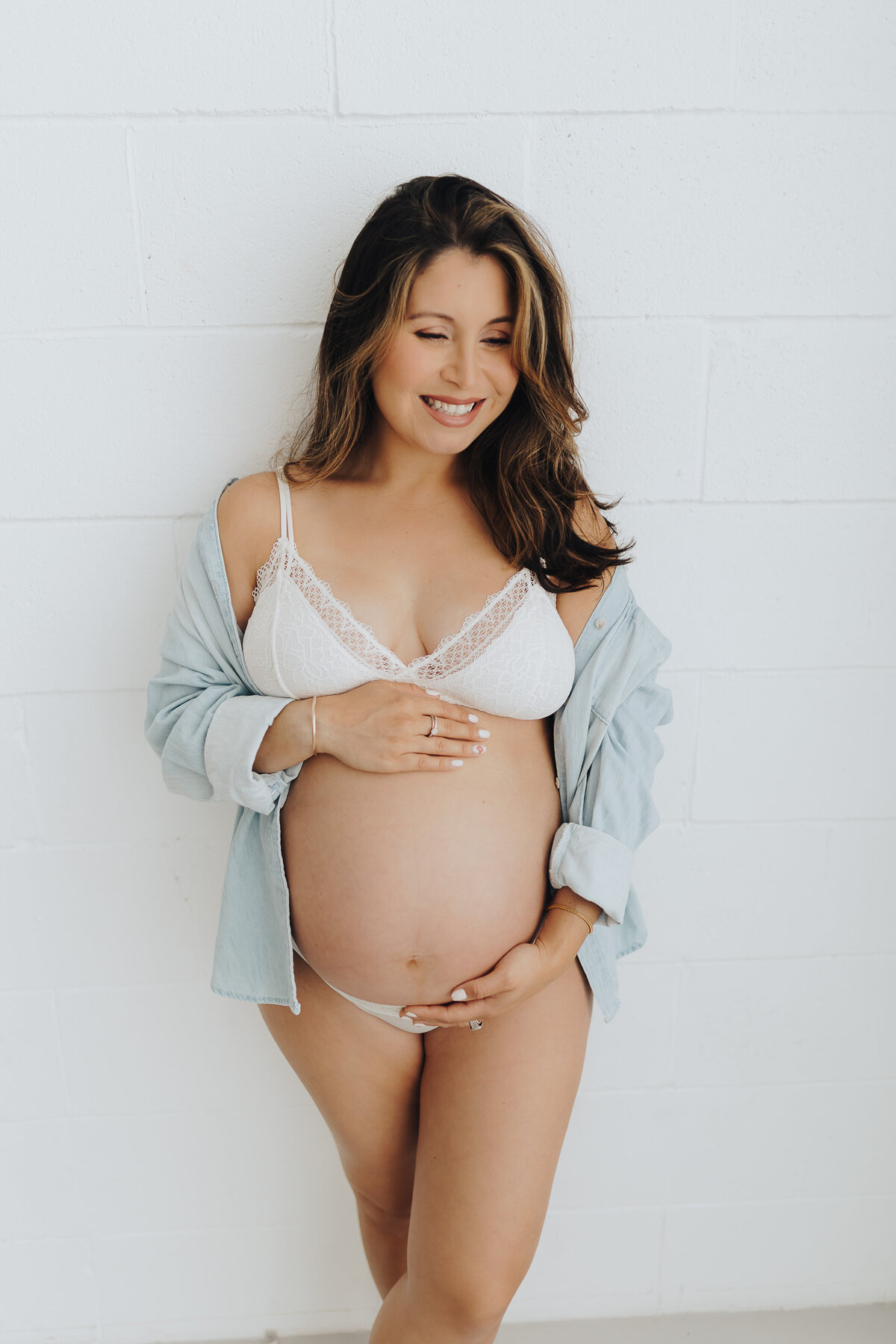 Emily_Woodall_Photography_Intimate_Maternity-51