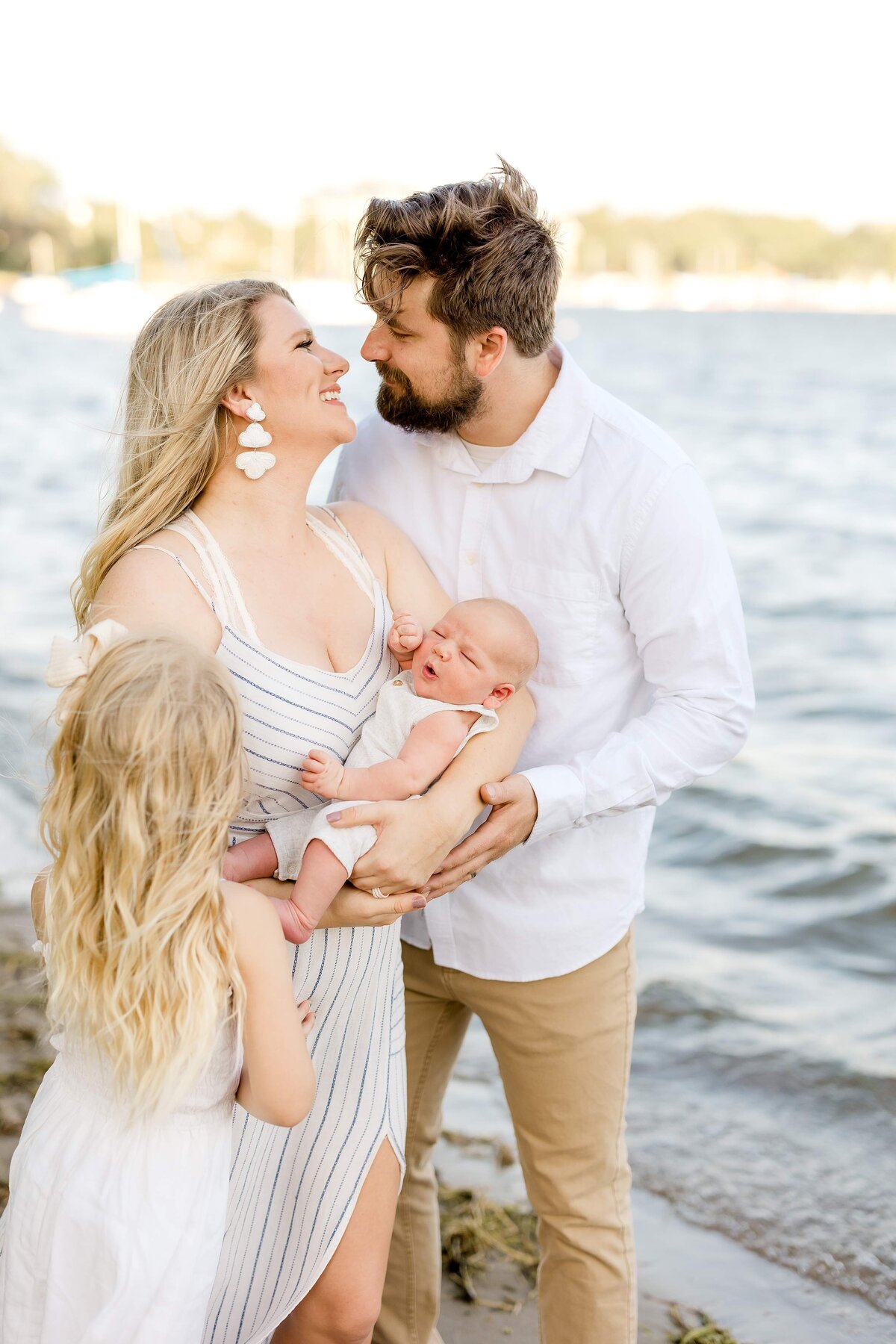 newborn-photographer-near-minneapolis-best-of-mn-alexandra-robyn_0004