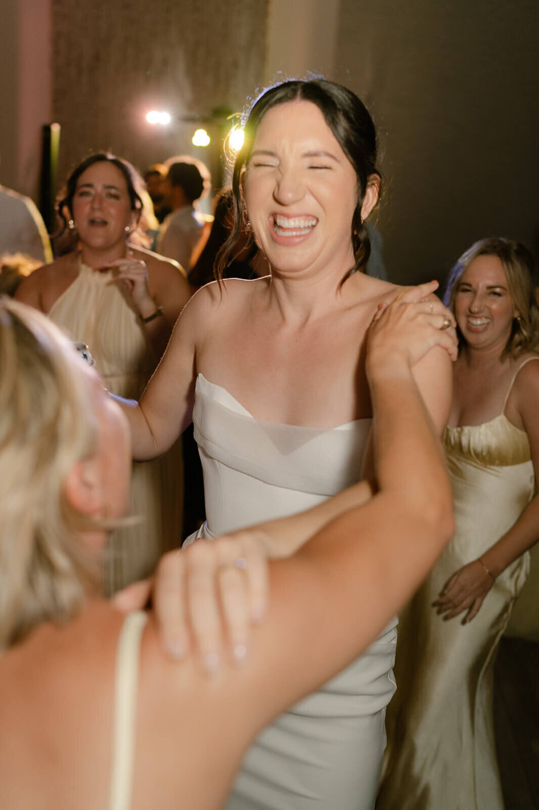 Documentary-wedding-photographer-20