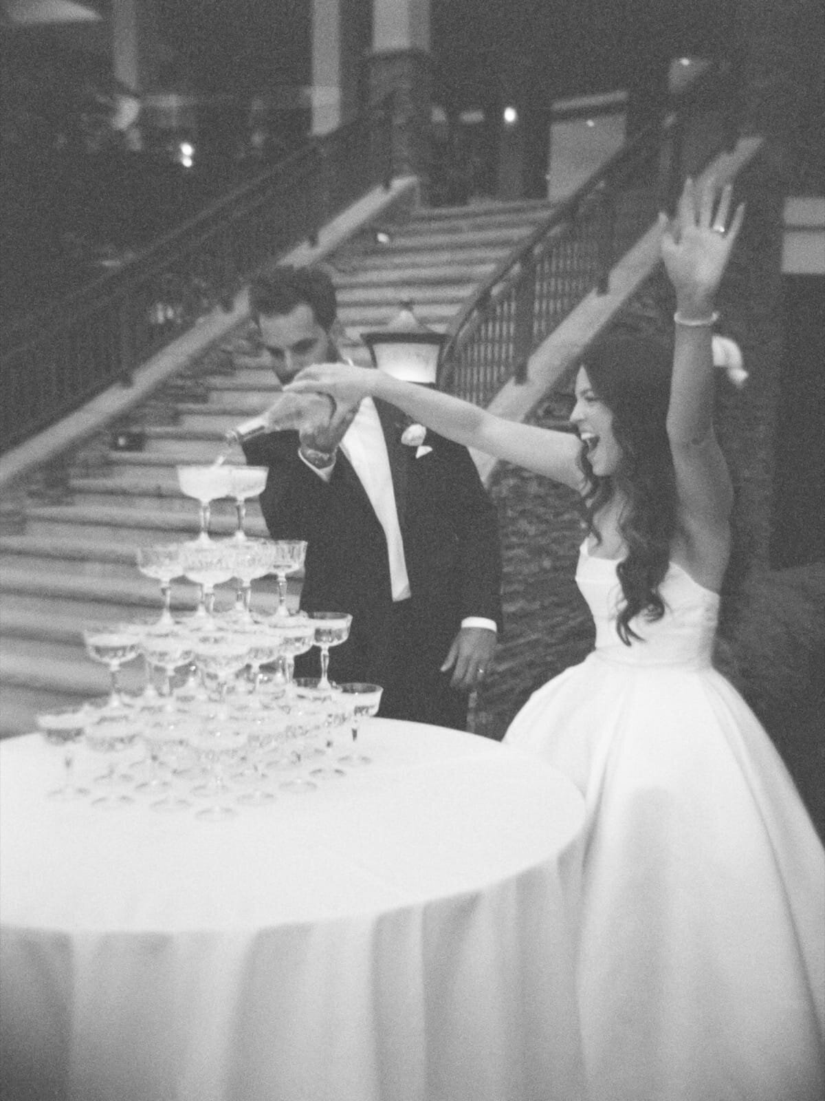 2025_05_17 Jenna + Gray Lake Club Wedding-web-00118