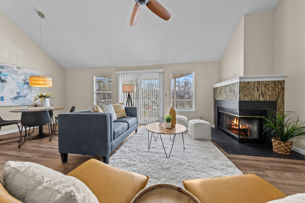 6-web-or-mls-1310Ivywood_006