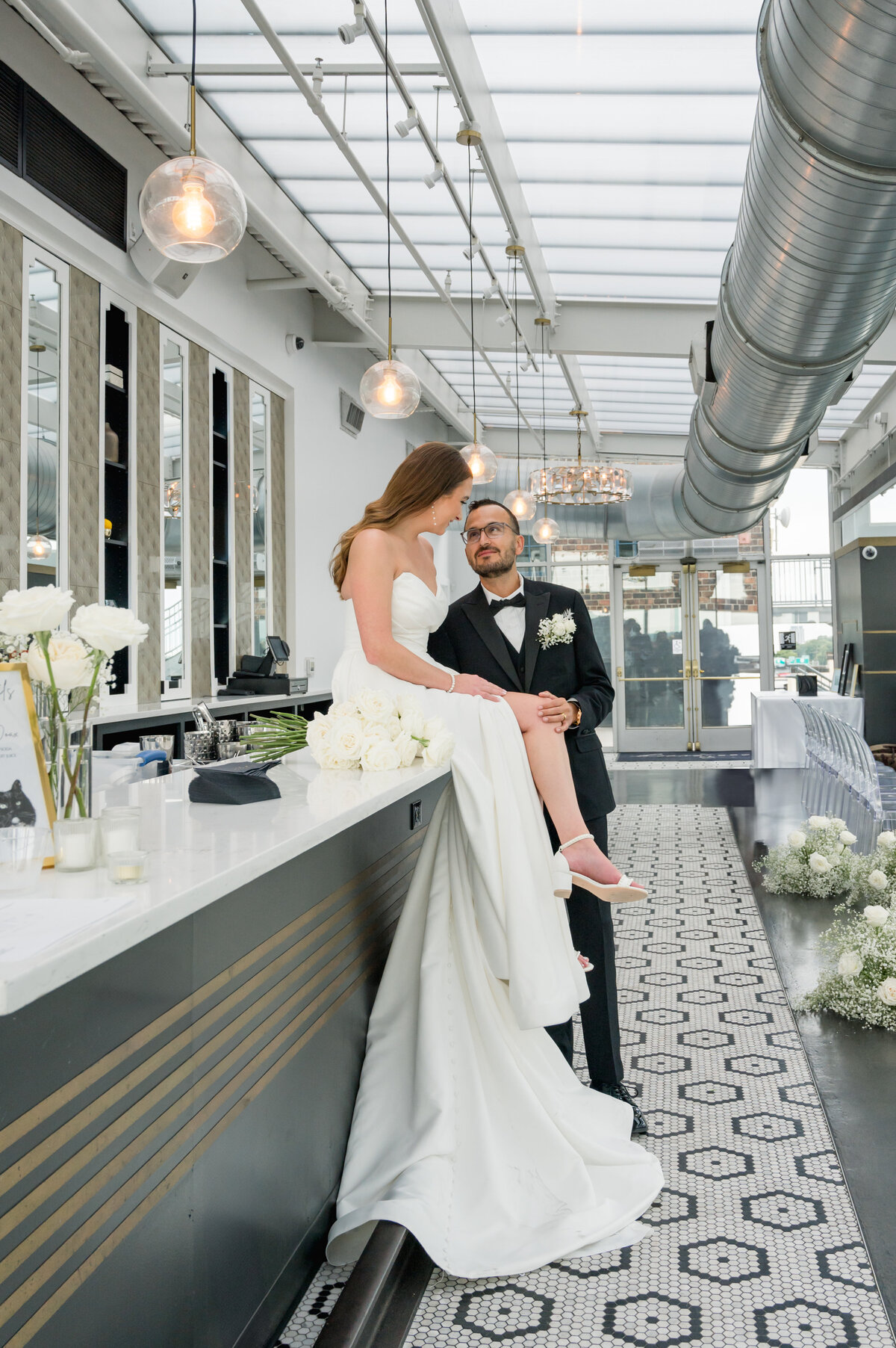 Luxury rooftop wedding at Revery North 4th Corridor in Columbus Ohio