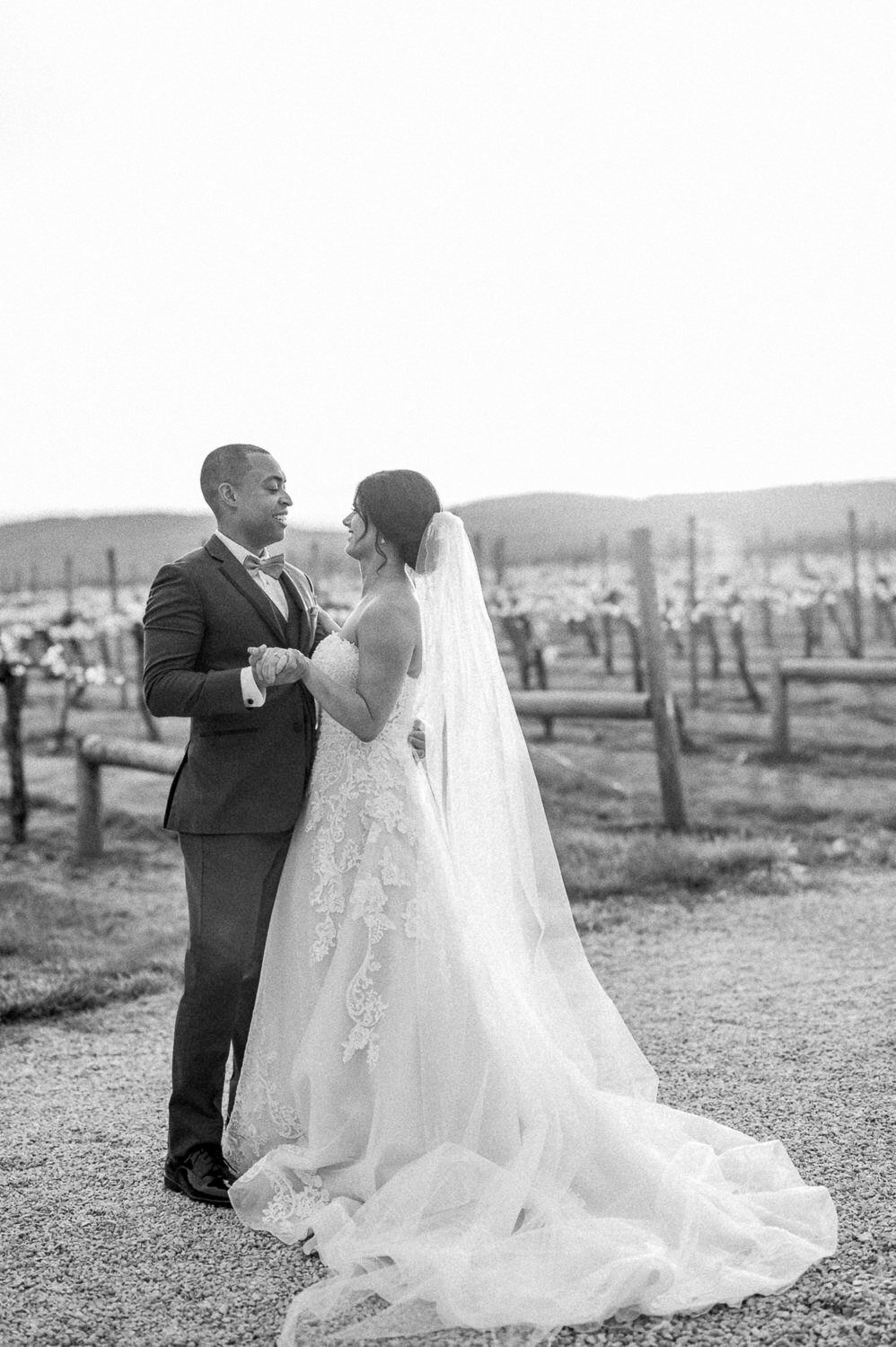 Keswick Vineyards Wedding - Hunter and Sarah Photography-65