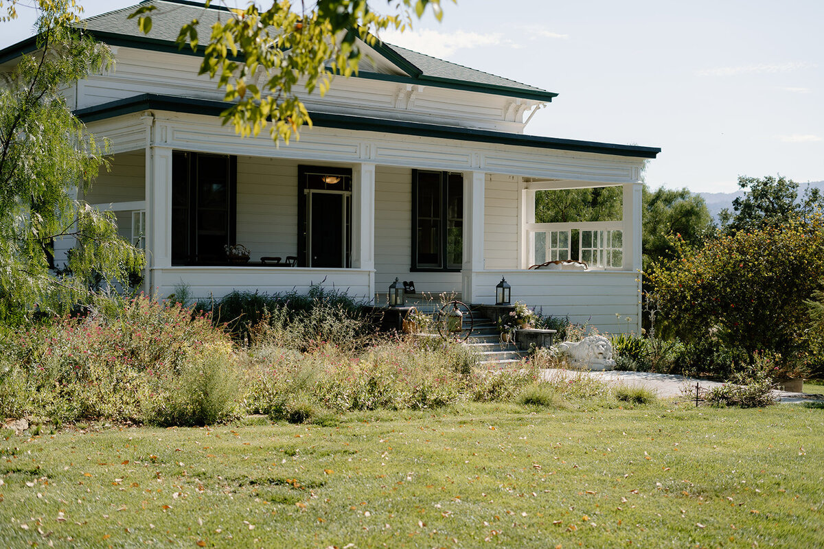 Pre-ceremony-3Katherine Rose Co