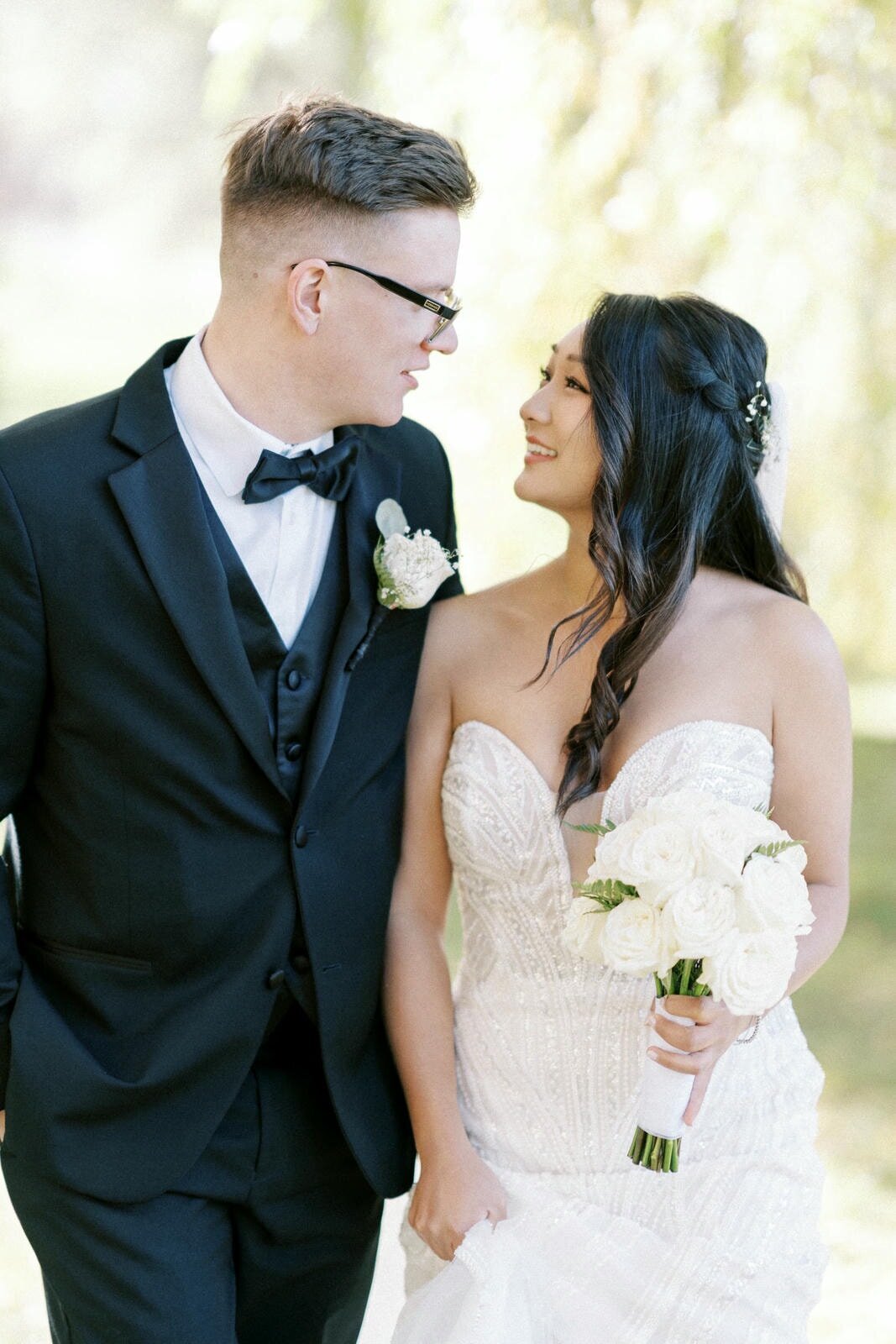 W11-Wedding-Photos-Caledon-Valley-Estate-Eleanor-and-Michael-2024-11-02-2500px-1096