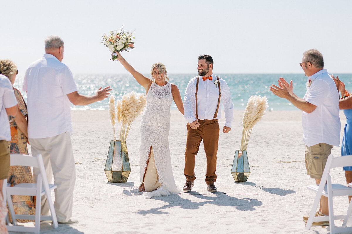 miranda-rose-photo-florida-elopement-pass-a-grille-beach-chantilly-chic-celebrations-4