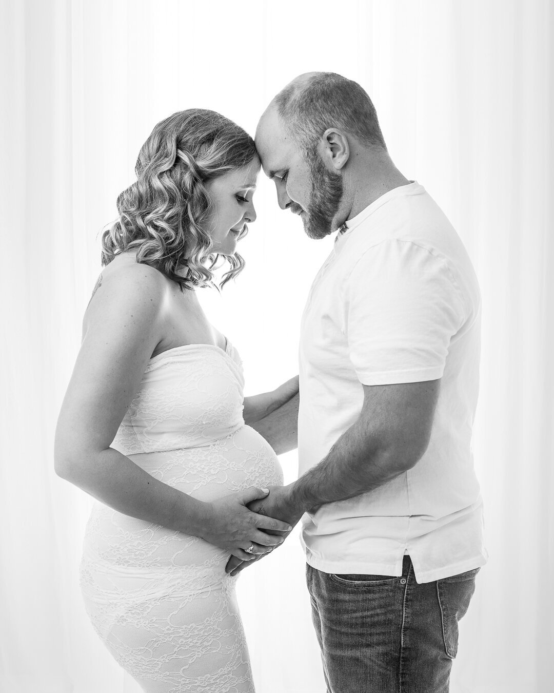 maternity photography session in studio in central oregon