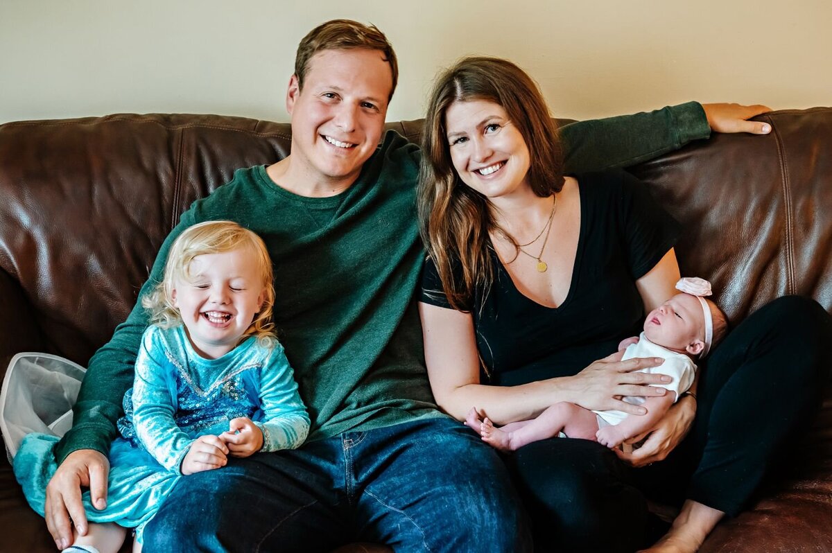 Vancouver_Newborn_Photographer-39