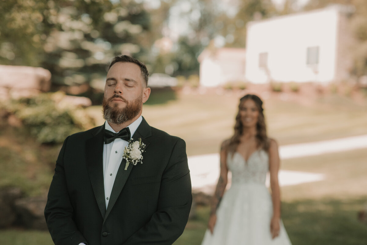 chanel-connor-wedding-elle-weddings-st-jacobs-kitchener-waterloo-summer-3