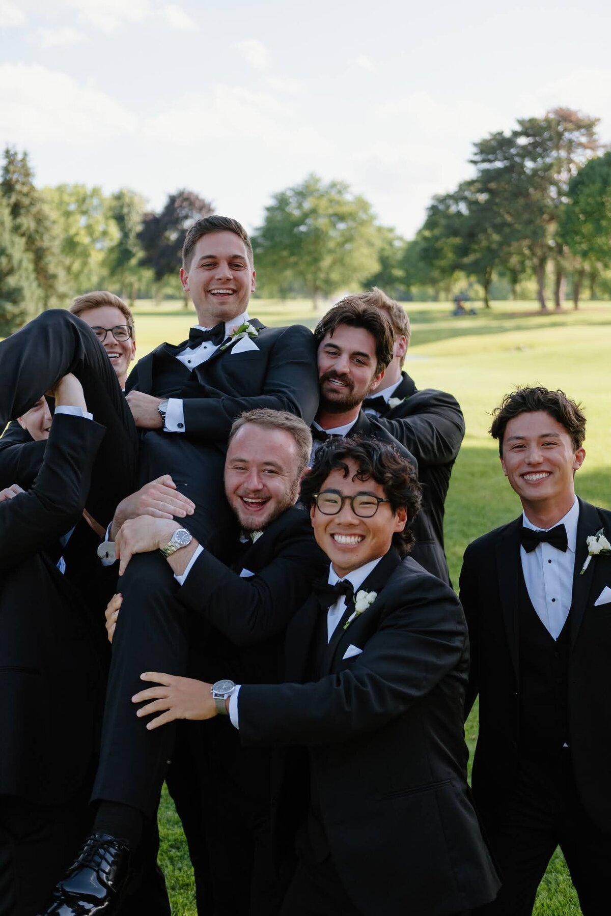 Nichole-Babiez-Photography-arrowhead-gold-course-country-club-summer-wedding-wheaton-geneva-chicago-photographer-illinois-editorial-luxury-destination--40