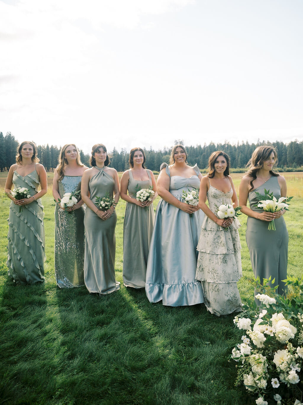 bridesmaids-green-dresses-mixed