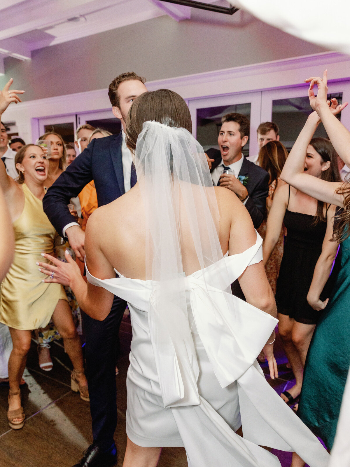 oswego-lake-country-club-wedding-by-portland-wedding-photographers-the-tenneys-39