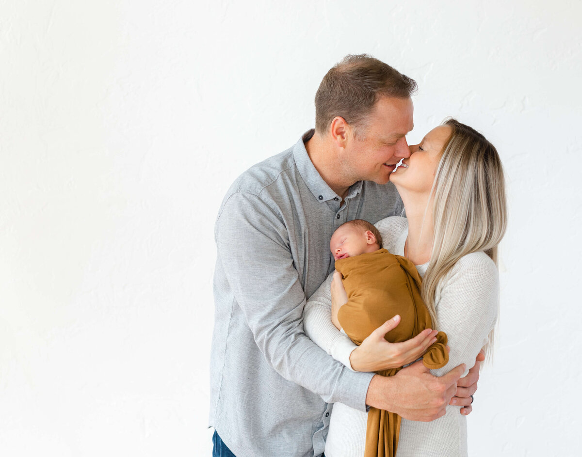 Newborn-Maternity-Studio-Photography-Bend-OR-29