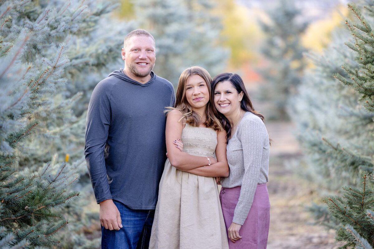 Utah County Christmas Tree Farm Mini Session Magnolia and Grace Photography Co