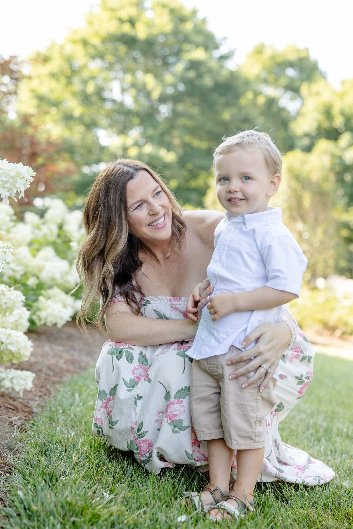 Raleigh-NC-summer-mini-session-Magnolia-and-Grace-Photography-Co-SarahW# (1)-9