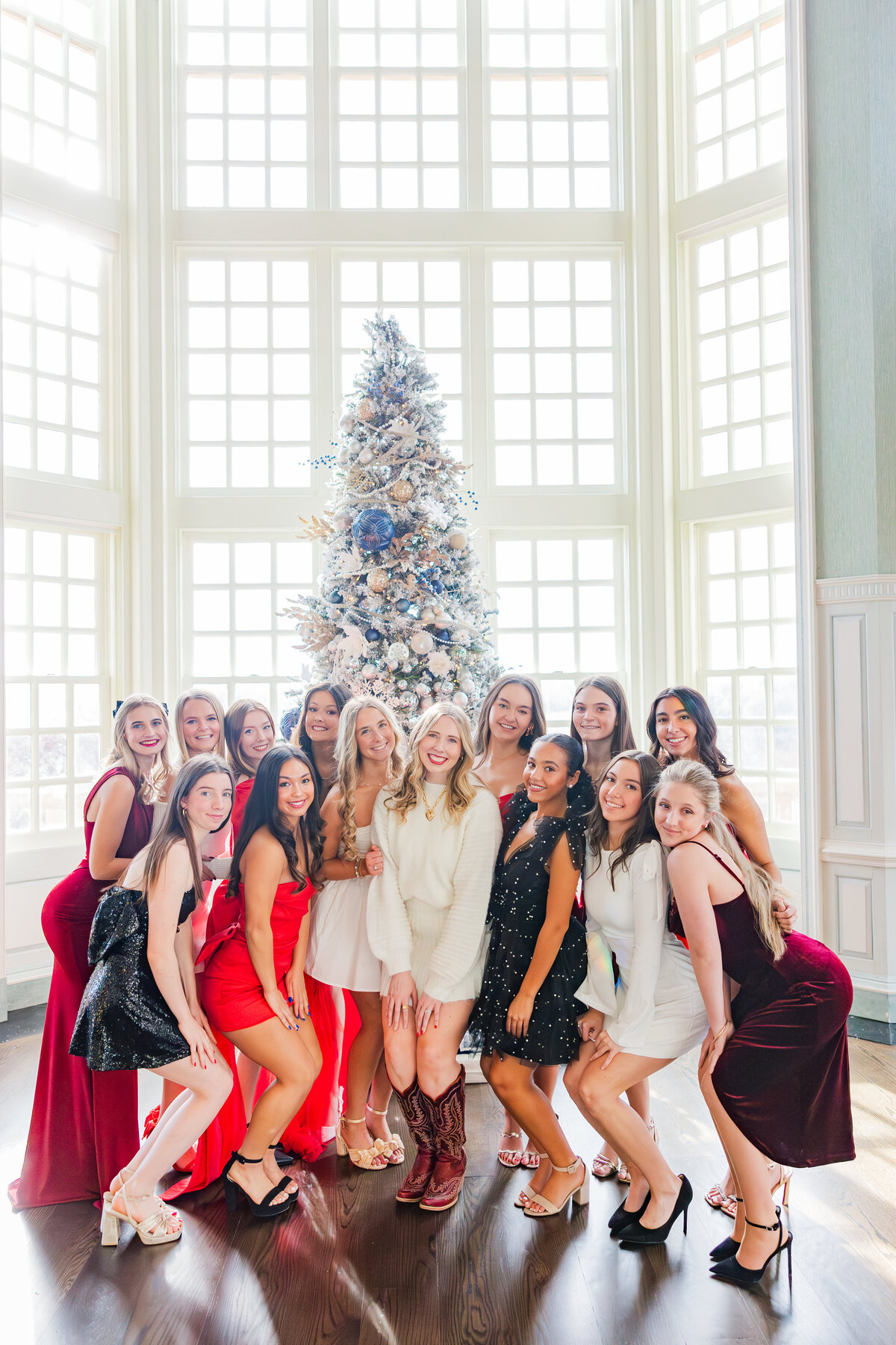 SRT-Christmas-EstateatRiverRun-Kelsey-Marie-Photography-2024--306