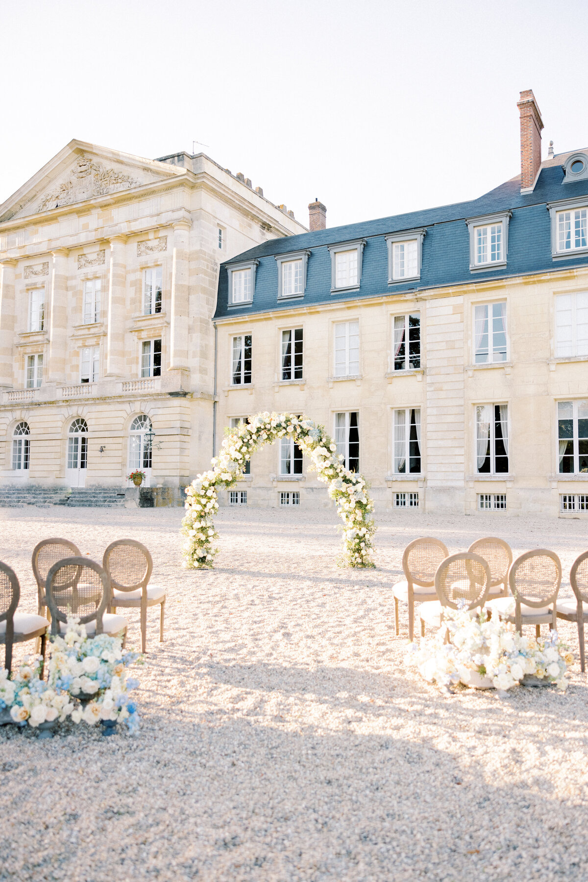 chateau-de-courtomer-wedding-photos-france-kay-cushman-3368
