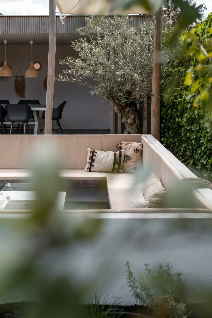 E26C49C7-6C13-42B1-9207-9703828F40E5_1_105_c