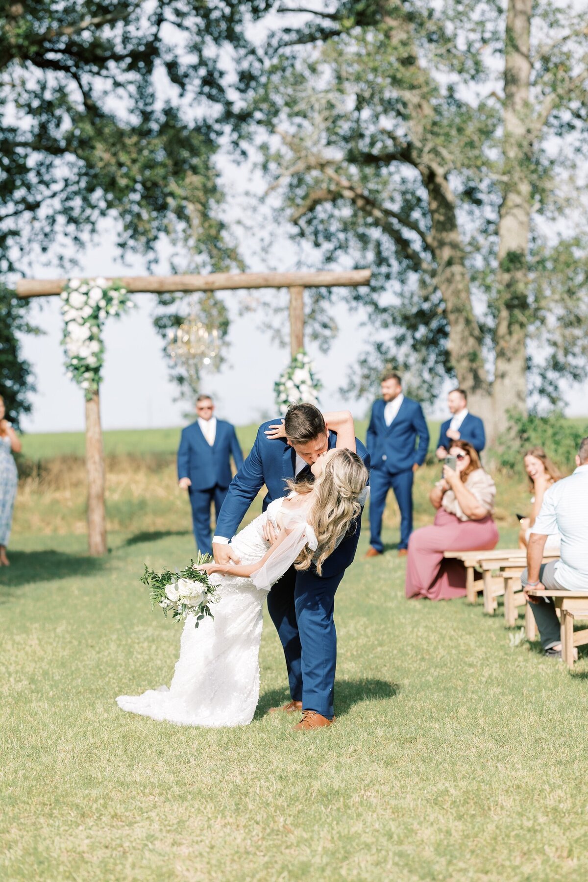 under-the-oaks-venue-georgia-wedding-photography-29