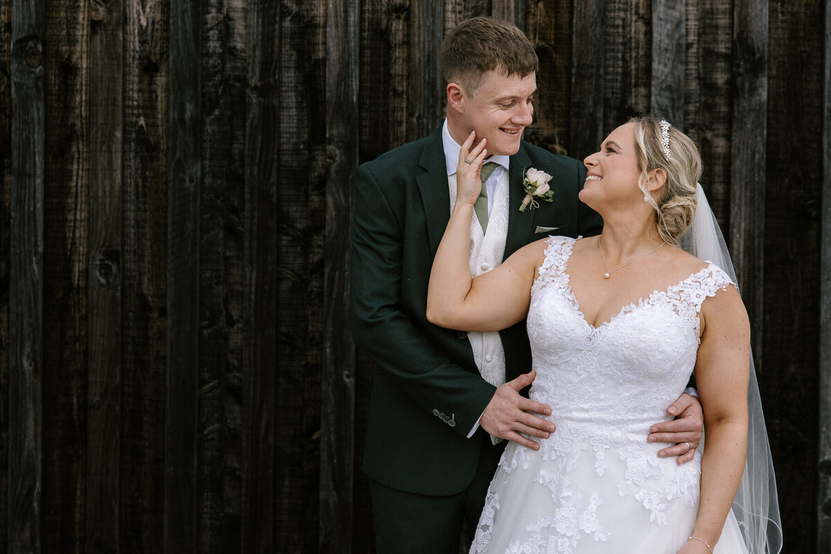 0375Sophie & Ross - Hazel Gap Barn - Dan Tomkins Photography-1