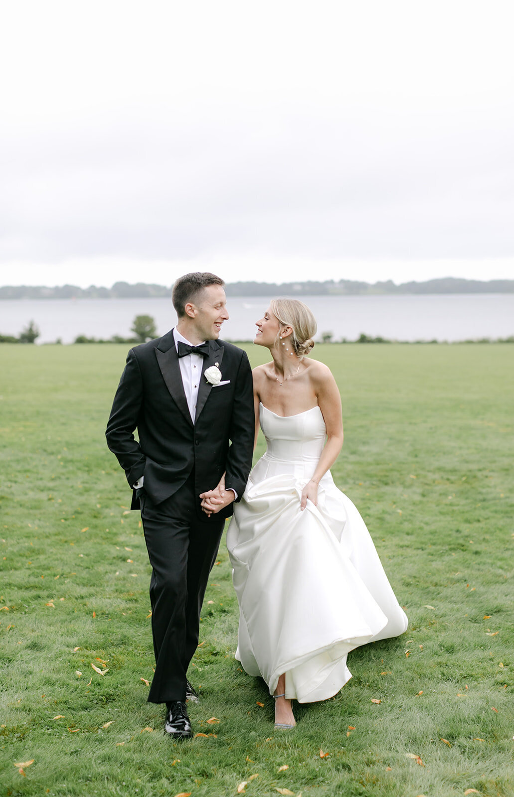 bride-groom-rhode-island-wedding
