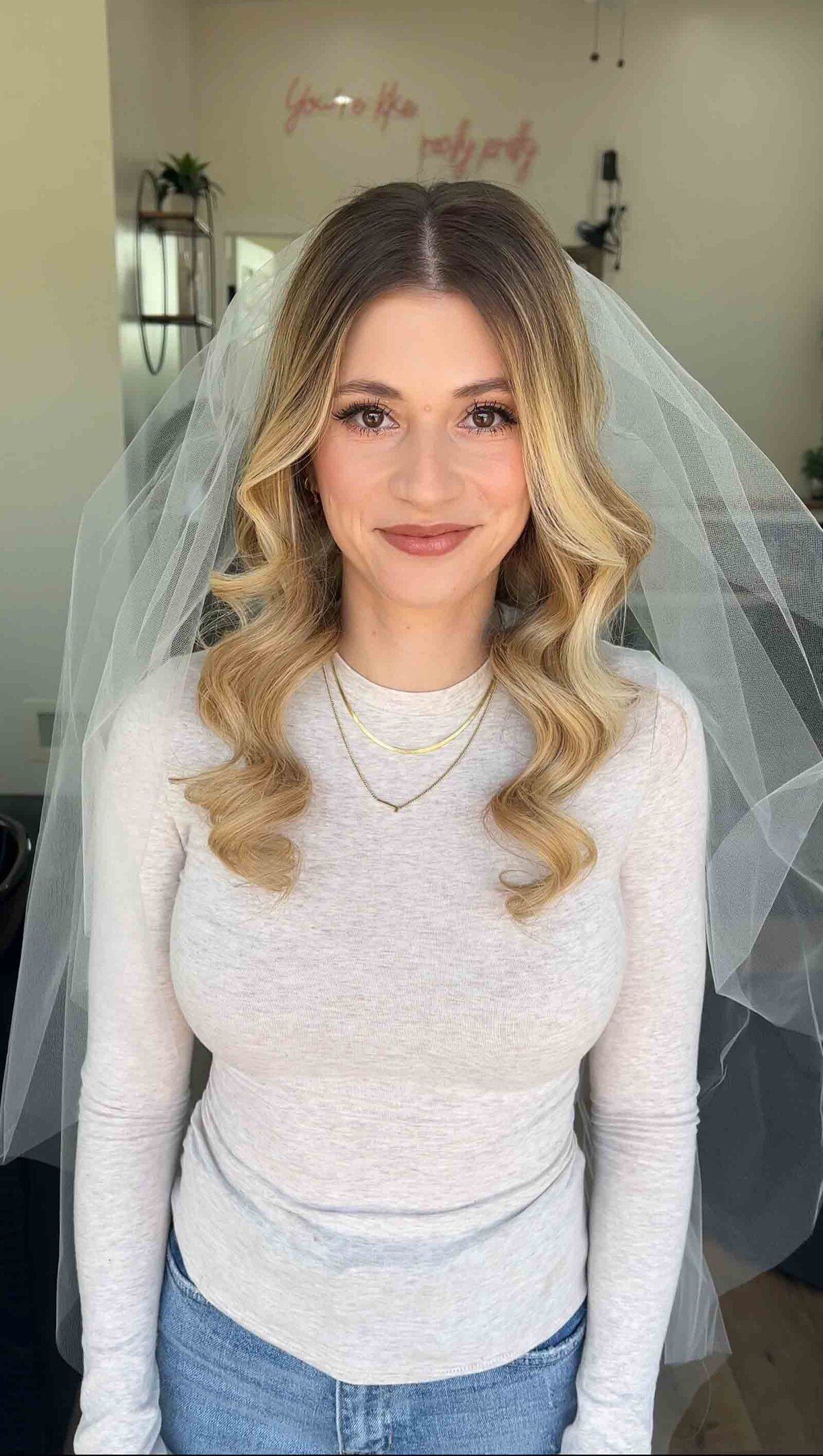 Natural-glam-bridal-look-3