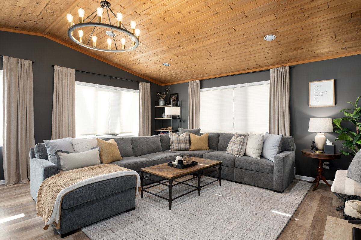 7346_Lilac_Ln_Andrea_Sayre_HCP_11192025_006