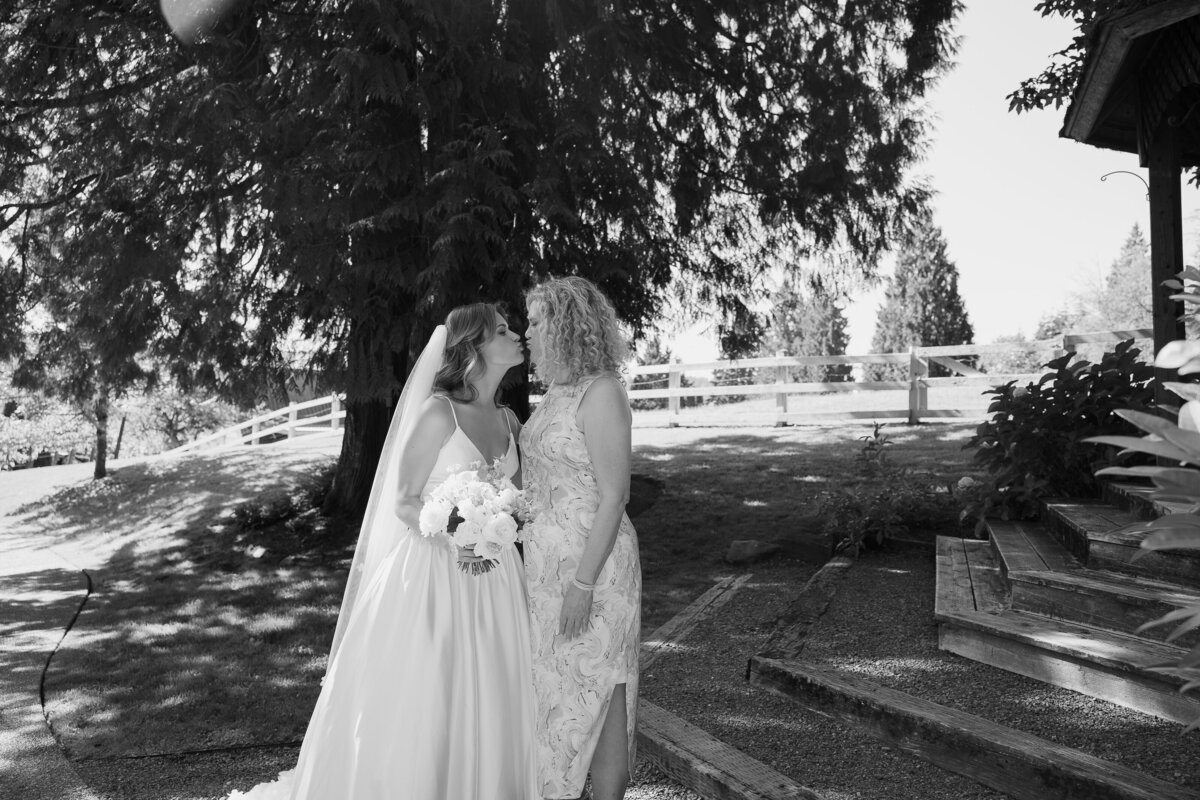 chateaulillwedding-sp-mylaliphotos-36