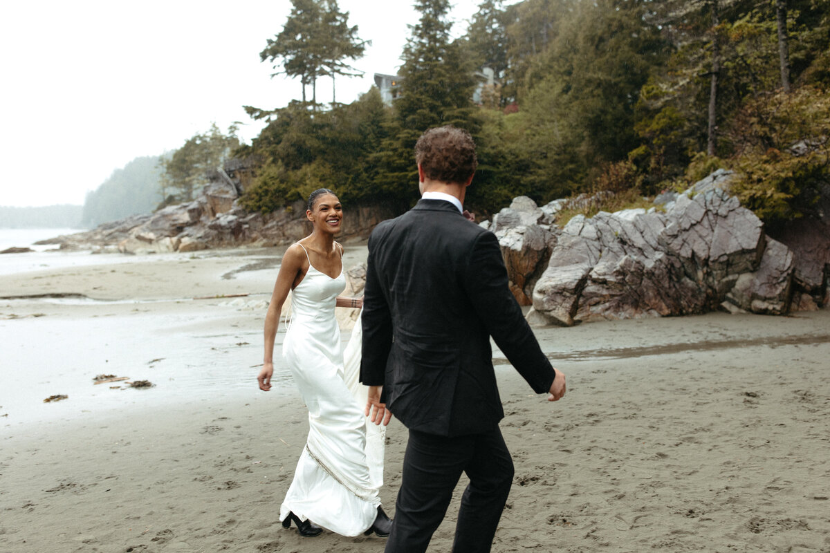 tofino-elopement-ucluelet-vancouver-island-elopement-photographer-tofino-wedding302